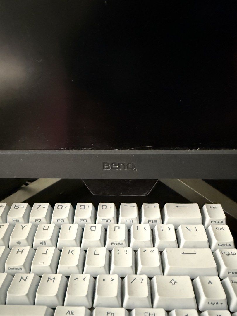 BenQ (165hz) + PC65716959447811111