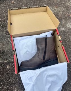 (Category: ) located in . Submitted by margiela46 (Listing ID 1426040310, Image 1). Description: .