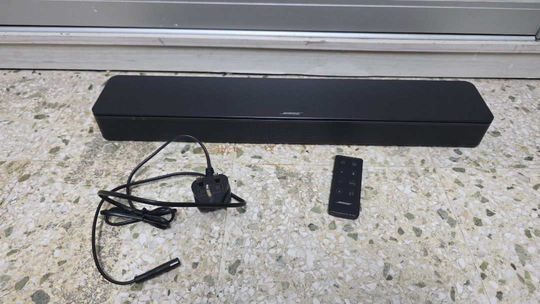 Bose TV Speaker Soundbar (Category: Soundbars, Speakers & Amplifiers) located in San Miguel. Submitted by rrshopstore (Listing ID 1426146141, Image 1). Description: Bose TV Speaker Bluetooth, HDMI 220V 9.2k (SRP: 19,900.00) Issue: Scratches Location: San Miguel, Bulacan.