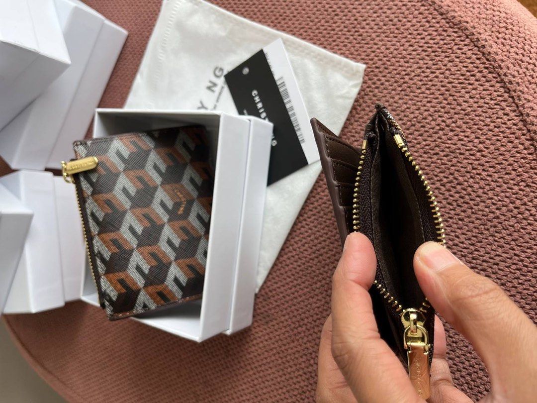 Christy Ng Wallet (Category: Wallets & Card holders) located in Candelaria. Submitted by pinkykeenshop (Listing ID 1426013284, Image 3). Description: .
