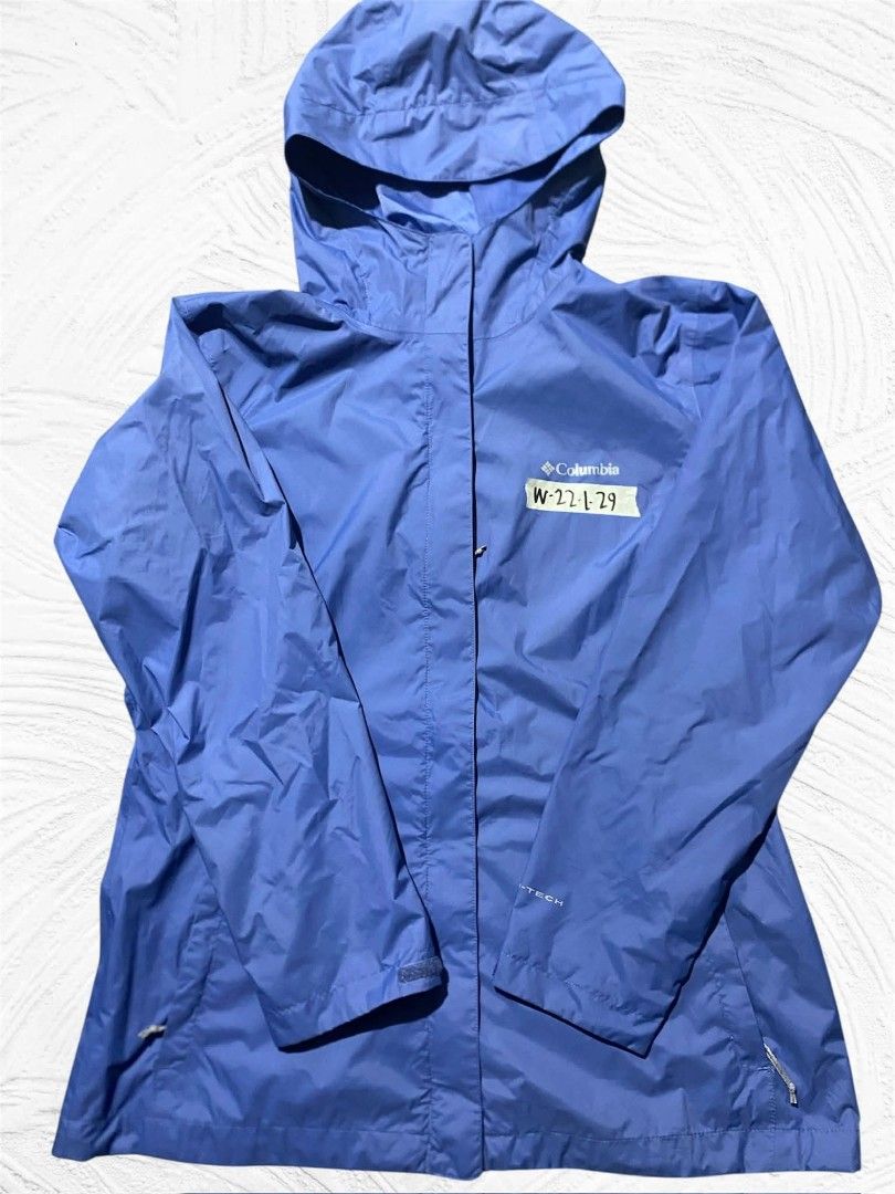 Columbia rainjacket (Category: Coats, Jackets and Outerwear) located in Quezon City. Submitted by johnerrol15 (Listing ID 1426179309, Image 1). Description: Baka para sayo to Rain Jacket Womens No issue Like New Php : 1,200.