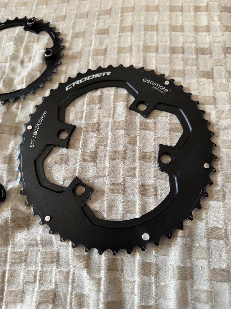 Croder spirit crankset (Category: Bicycles) located in Manila. Submitted by ramsanjuan27295 (Listing ID 1426103473, Image 3). Description: Croder spirit crankset 155 crank arm 24mm axle for shimano 50/34 chainring Bilan nyu nalang nung spider Bgc location.