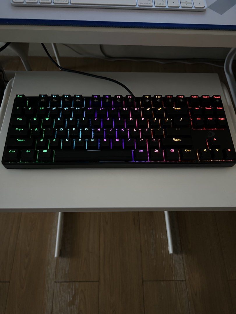 Dareu EK871 RGB Mechanical Keyboard (Category: Computer Keyboard) located in Pasig City. Submitted by pxcholo (Listing ID 1426022480, Image 1). Description: Daeru EK871 Wired Mechanical RGB TKL Keyboard No box.