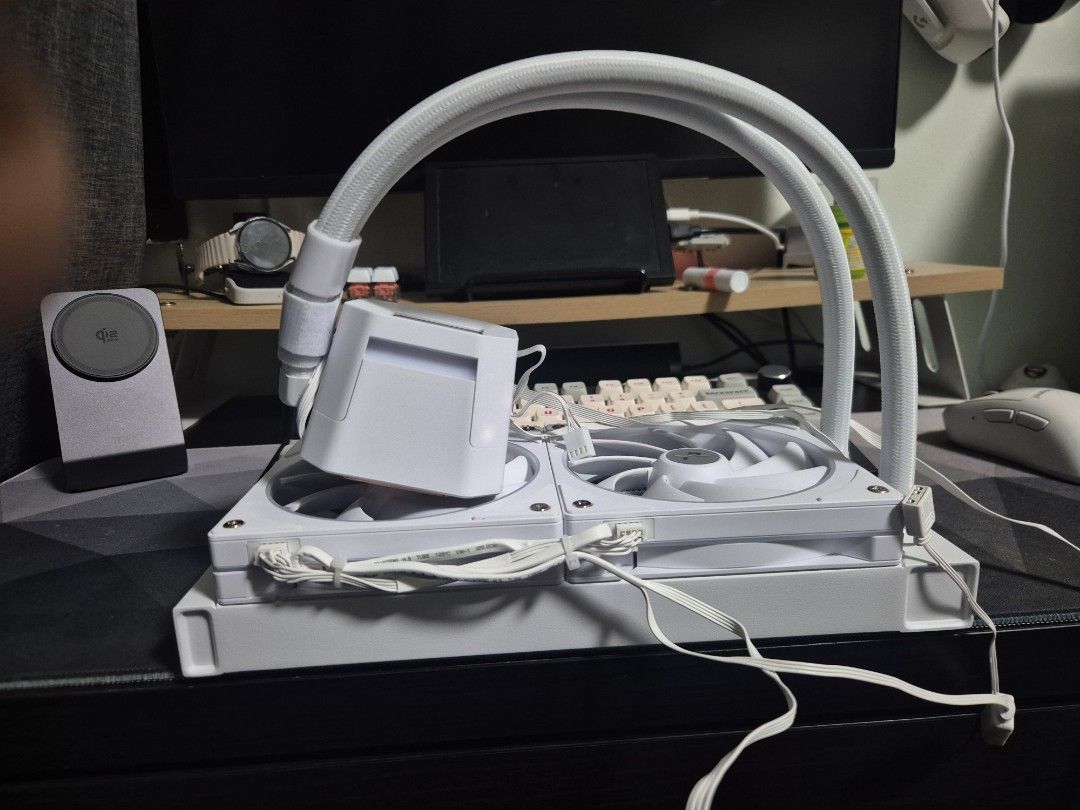 DEEPCOOL LM240 WHITE479519778402488322