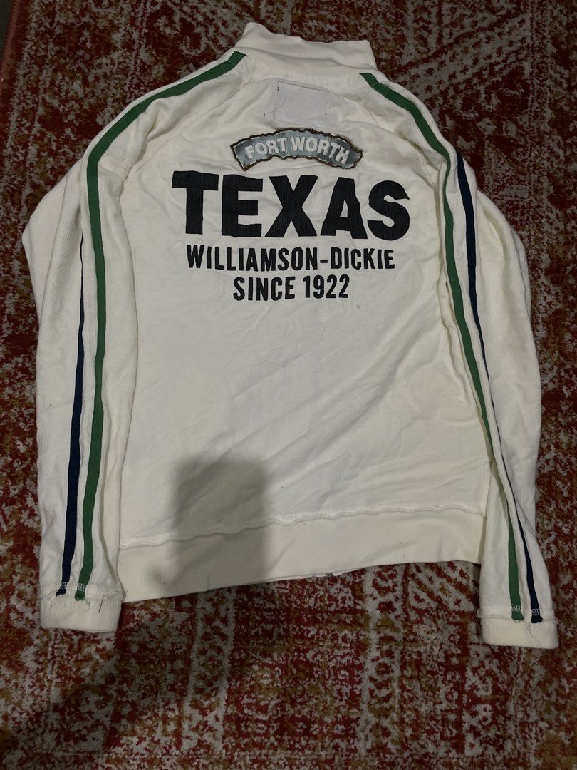 Dickies Zip-Up Jacket - Medium (Category: Coats, Jackets and Outerwear) located in Dumaguete. Submitted by raspberrypepsi (Listing ID 1426129287, Image 2). Description: Used a few times Bought for 3200 A bit of yellow stains Negotiable + Shipping Fee.