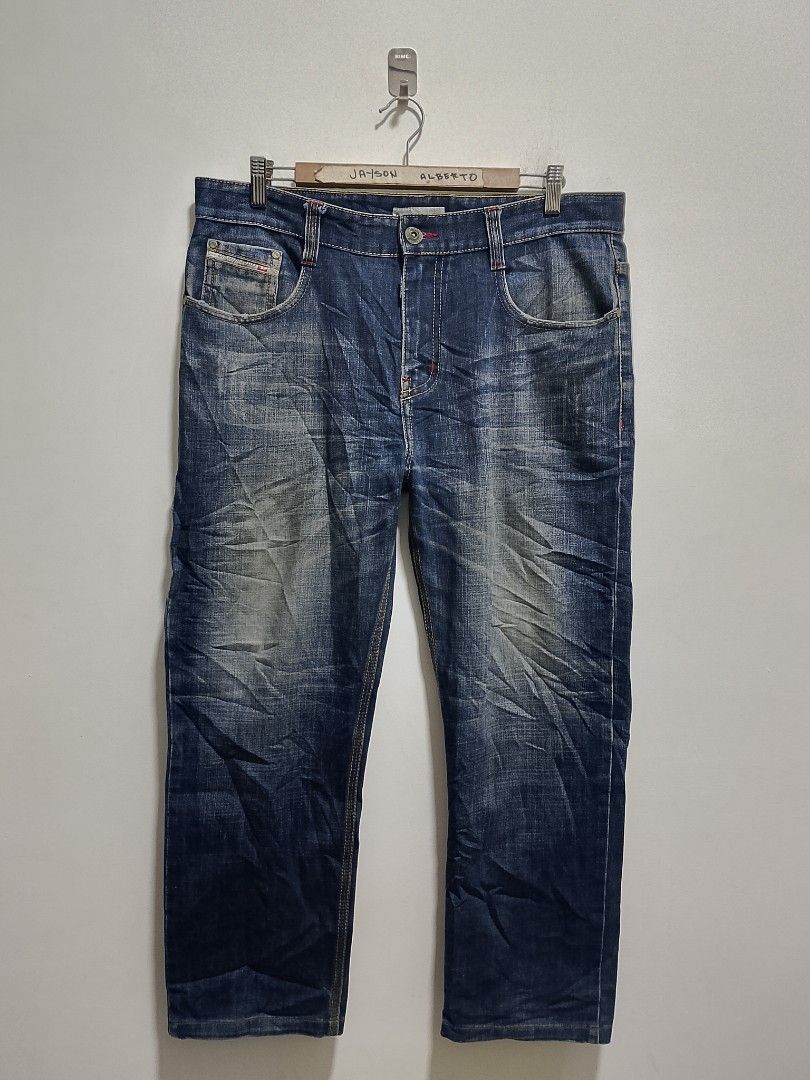 Diesel Blue Denim Jeans (Category: Jeans) located in Santiago. Submitted by trift3311v2 (Listing ID 1426121232, Image 1). Description: Diesel pants excellent condition Width 36 Length 38.5 Open leg 8 550+ship LOC Santiago Santiago city Isabela .