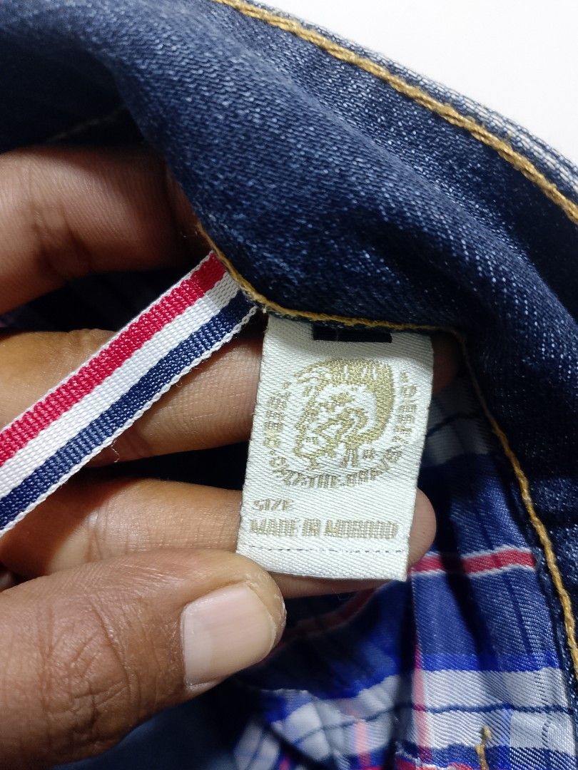 Diesel Blue Denim Jeans (Category: Jeans) located in Santiago. Submitted by trift3311v2 (Listing ID 1426121232, Image 3). Description: Diesel pants excellent condition Width 36 Length 38.5 Open leg 8 550+ship LOC Santiago Santiago city Isabela .