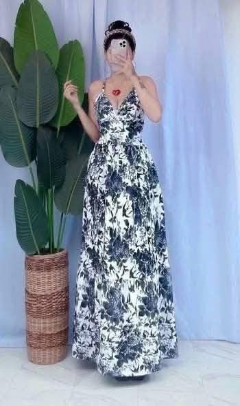 DING PRINTED MAXI DRESS (Category: Dresses) located in Cainta. Submitted by agirlnamedkatkatII (Listing ID 1426082797, Image 2). Description: DING PRINTED MAXI DRESS P300.00 FREESIZE CAN FIT FROM SMALL-LARGE FABRIC: JO SOFT CREPE FABRIC NOTE: PLEASE PROVIDE 2ND AND 3RD COLOR OPTIONS.