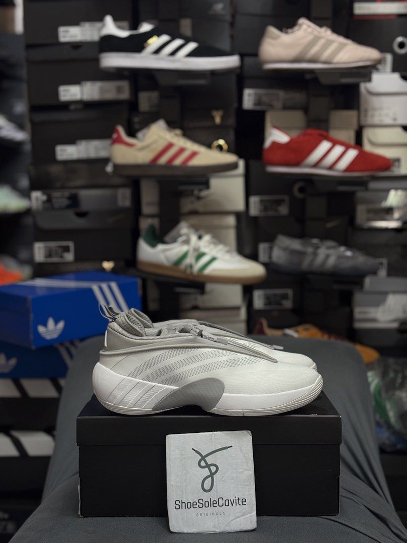 DON Issue 7 Cloud White (Category: Sneakers) located in Cavite. Submitted by jairo13 (Listing ID 1426110593, Image 1). Description: DON Issue 7 Cloud White 8&8.5us | Brandnew ₱3,295.00 Ig&Fb: ShoesoleCavite 📍Silang,Cavite 🚚Jrs / Lbc / Lalamove 💵Gcash / Gotyme / Chinabank.