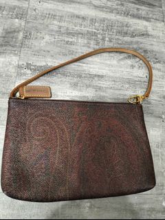 (Category: ) located in . Submitted by selahs-closet (Listing ID 1426134486, Image 1). Description: .