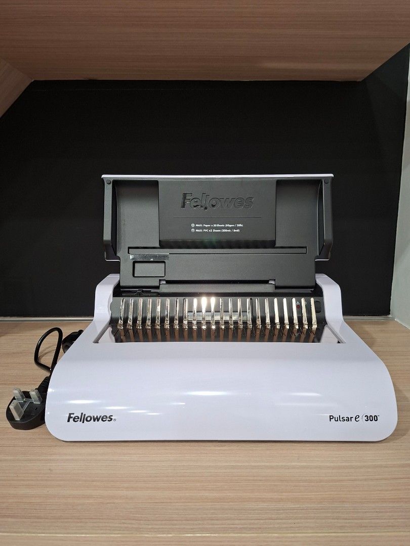 Fellowes Pulsar E 300 Binding Machine480300213564221440