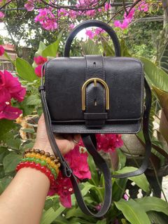 (Category: ) located in . Submitted by baglovers10 (Listing ID 1426079926, Image 1). Description: .