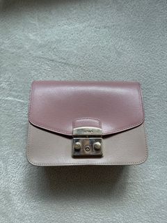 （分類：）位於 。 由 happycaat 提交（商品編號 1426039689，圖片 1）。簡介： 。