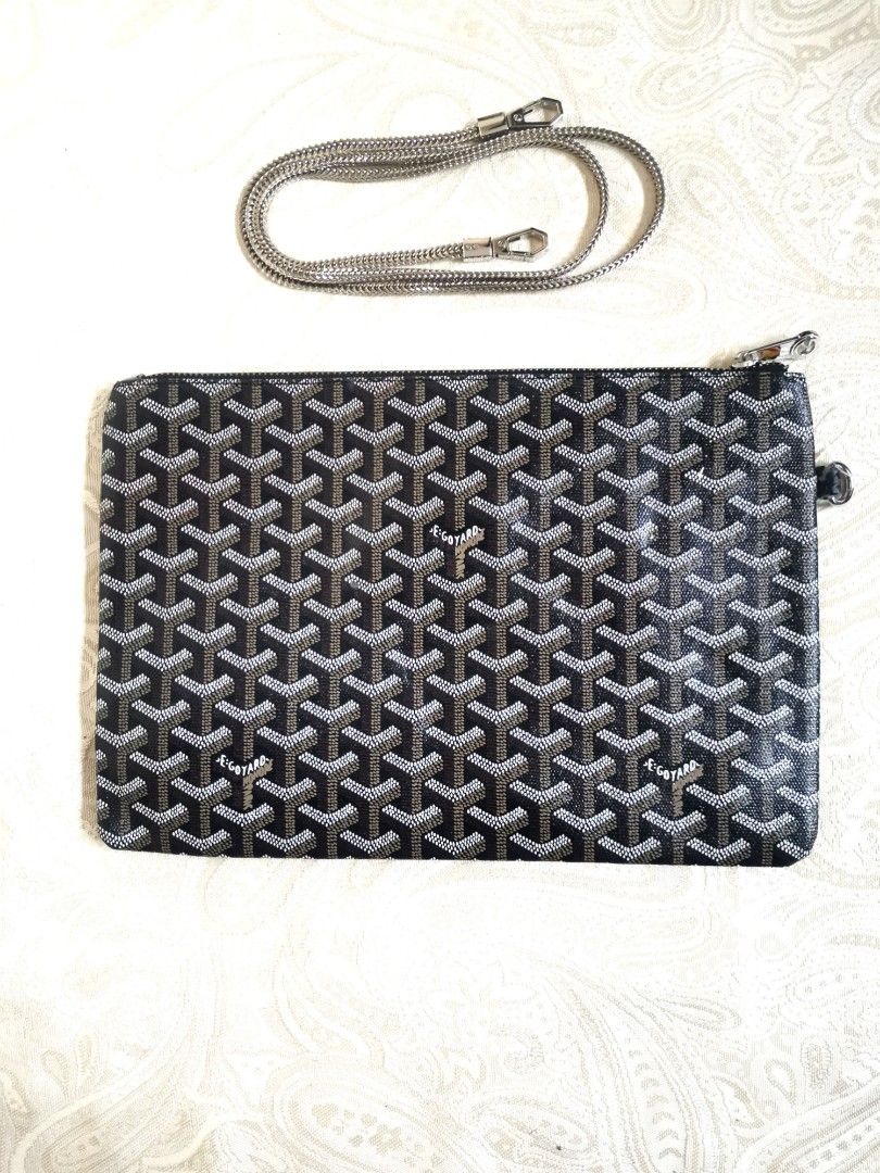 Goyard Senat Pouch Bag (Category: Luxury Bags & Wallets) located in Pagsanjan. Submitted by japan.streetwear.to.ph (Listing ID 1426180555, Image 1). Description: Goyard Senat Pouch Bag w/ Sling Black White Width 11" x Length 8" 2800php plus shipping fee..