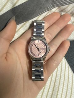 （分類：）位於 。 由 somesomehhh 提交（商品編號 1426095958，圖片 1）。簡介： 。