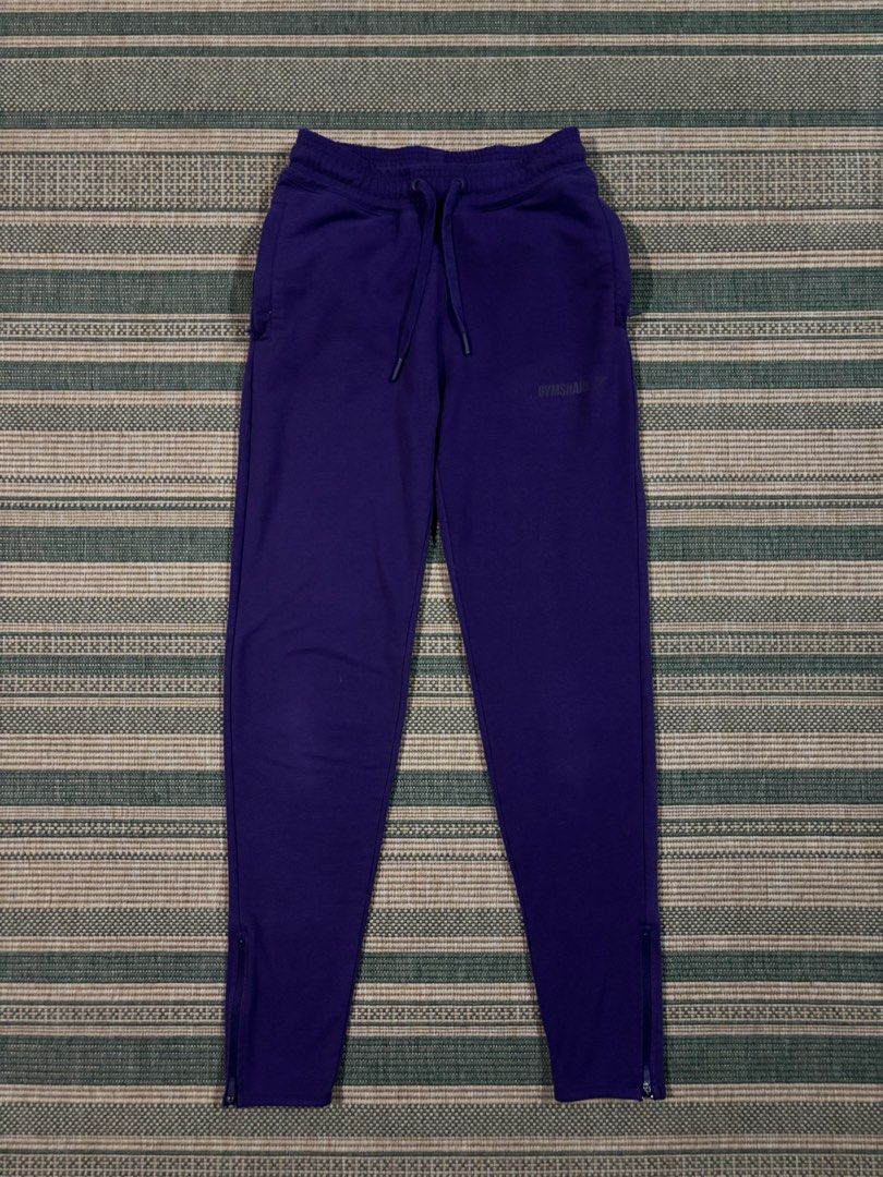 GYMSHARK JOGGERS UNISEX (Category: Community) located in Bulacan. Submitted by charlieflips (Listing ID 1426147029, Image 2). Description: Size xs Waist: 26-30 Length: 38 Condition: excellent! Issue: none.