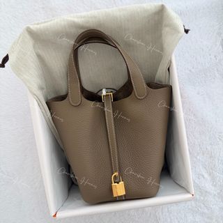 （分類：）位於 。 由 chanshin_hermes 提交（商品編號 1426113939，圖片 1）。簡介： 。