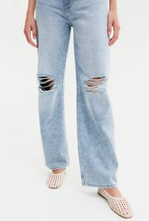 (Category: ) located in . Submitted by declutterluxe (Listing ID 1426057262, Image 1). Description: .