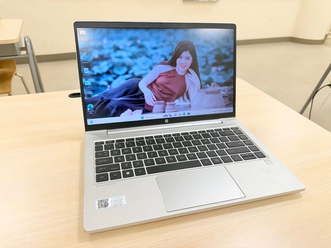 HP ProBook Laptop - Silver405919070977402880