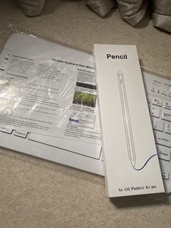 iPad Bluetooth Keyboard and Touchscreen Stylus Set