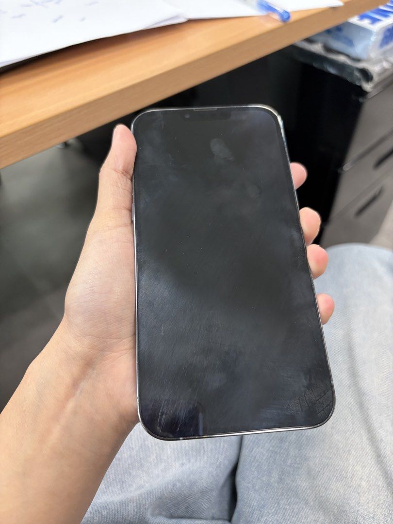 IPHONE 13 PRO MAX 128 GB SIERRA BLUE (Category: iPhone 13 Series) located in Manila. Submitted by xtvtsh (Listing ID 1426015054, Image 3). Description: Got this brand new for PHP 60k - Lady Owned - Minor Scratches - Do dents/cracks - Camera working properly - With cord Issue: 79% original battery - just replace with new one .