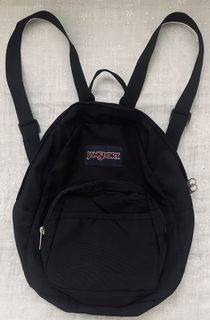 (Category: ) located in . Submitted by round.thrift (Listing ID 1426056985, Image 1). Description: .
