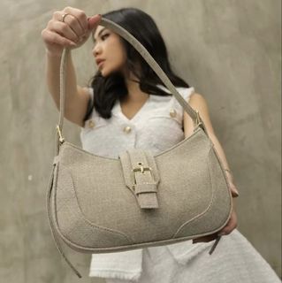 (Kategori: ) berada di . Dikirim oleh heyitsmisscherry (ID iklan 1426060297, Gambar 1). Deskripsi: .