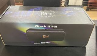 (Category: ) located in . Submitted by absolute_sound_preowned (Listing ID 1426088140, Image 1). Description: .