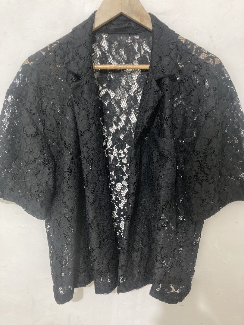 Lace Short Sleeve Shirt (Category: Tshirts & Polo Shirts ) located in Tacloban City. Submitted by sid1999 (Listing ID 1426115009, Image 2). Description: Stussy lace shirt alternative black large size 24x26 cream medium size 23x25 .