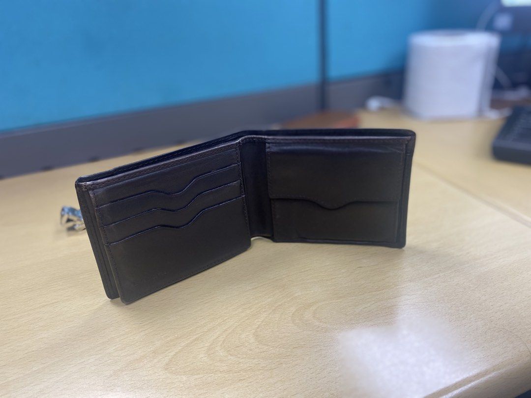 Lancel Leather Wallet Top Grain (Category: Luxury Bags & Wallets) located in Manila. Submitted by romel.pagkalinawan (Listing ID 1426045891, Image 1). Description: Lancel Paris Men Wallet Top grain leather Dark brown Bifold Orig price: EU130 or 8000 plus.
