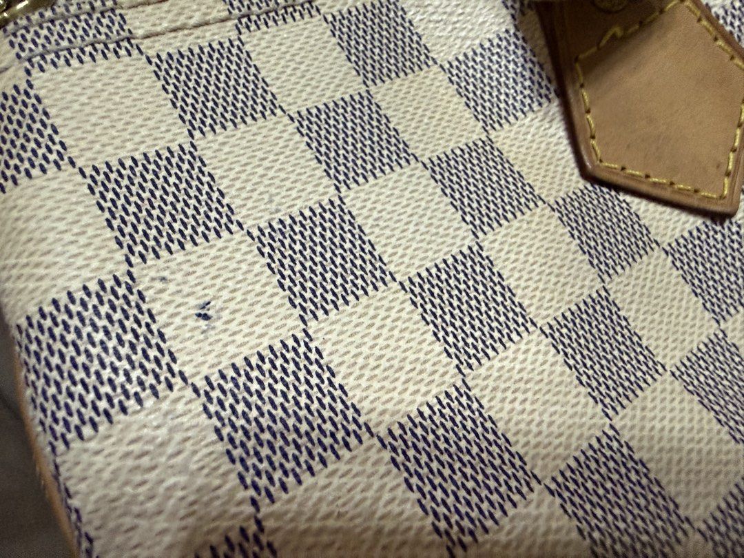 Louis Vuitton Speedy 30 Damier Azur (Category: Luxury Bags & Wallets) located in Quezon City. Submitted by ylla_maria (Listing ID 1426176577, Image 2). Description: Comes with dust bag only.