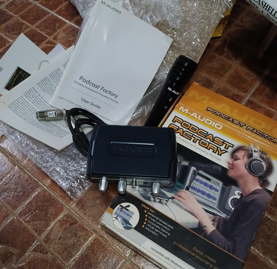 M-Audio Podcast Factory Complete Package (Category: Portable Audio Accessories) located in Quezon City. Submitted by dancatz (Listing ID 1426126003, Image 2). Description: □ P1,800.00 □ Podcast Factory □ for recording,editing and publishing podcast □ with incomplete accesories □ cd not included □ as/is □ pick up to test the item LFB Seller location : Brgy. Sta. Teresita, Quezon City Please DM for more details Payment Methods : Gcash Bank transfer