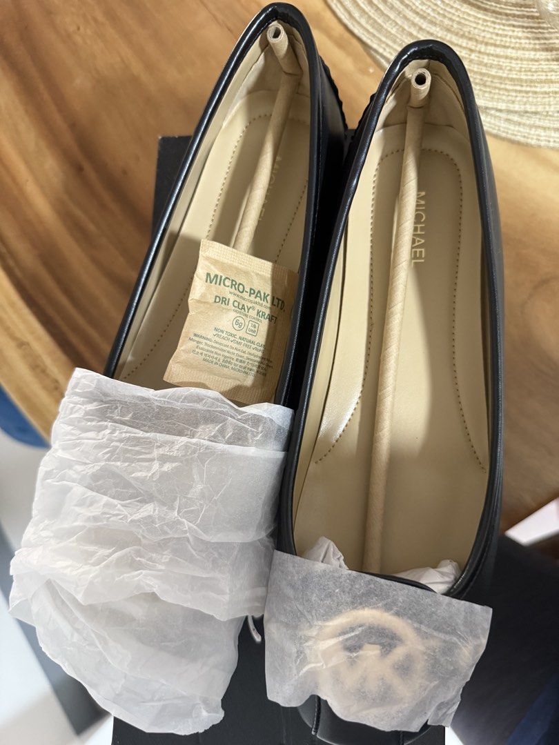 Michael Kors Fulton Moc Pyramid Studs Flats (Category: Flats & Sandals) located in Manila. Submitted by luckysntg (Listing ID 1426048860, Image 3). Description: Original and Brand new MK fulton. Size US8. No box but guaranteed original..