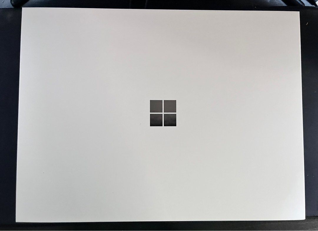 Microsoft Surface Laptop 7th Edition - Platinum462668024659978240