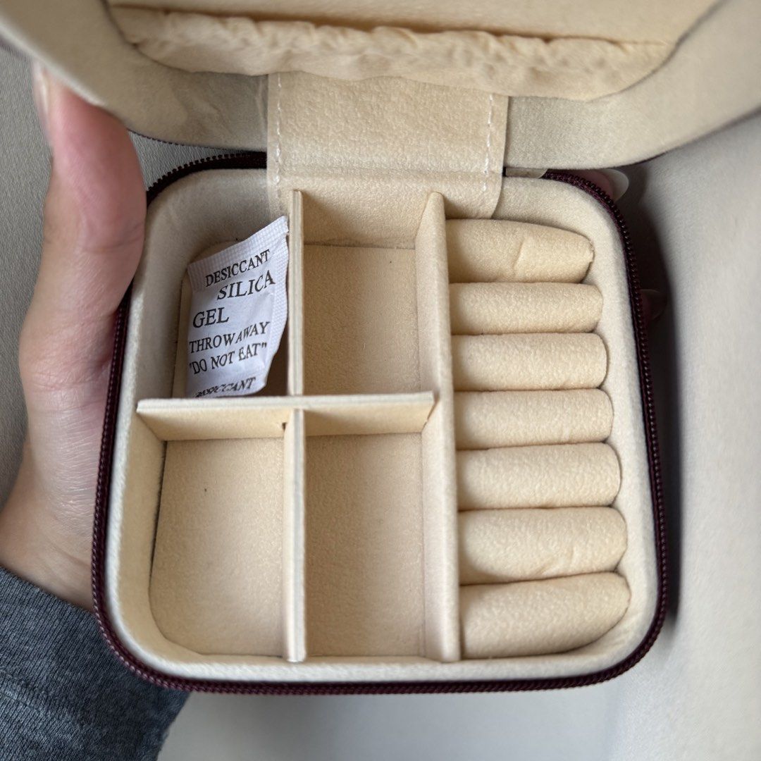 Mini Maroon Jewelry Box Travel Size (Category: Accessory Holder, Box & Organizers) located in Makati City. Submitted by kimwb (Listing ID 1426015130, Image 3). Description: Dimensions: 10cm x 10cm x 5cm.