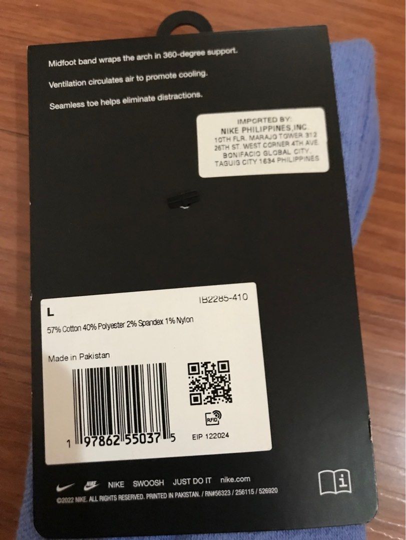 Nike crew socks (Category: Socks) located in Makati City. Submitted by sneakerst. (Listing ID 1426023344, Image 3). Description: Brandnew Size large(fits 9-12US Men’s) SRP Php 895 Selling at 695 Shipping c/o buyer.