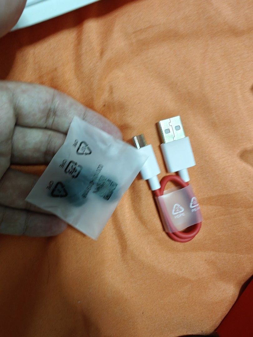 OnePlus Buds 465714837921410117