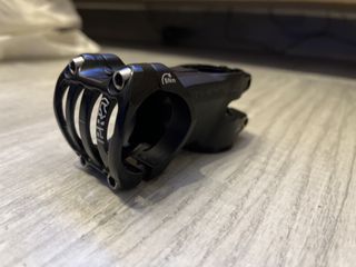 （分類：）位於 。 由 ray929 提交（商品編號 1426177096，圖片 1）。簡介： 。