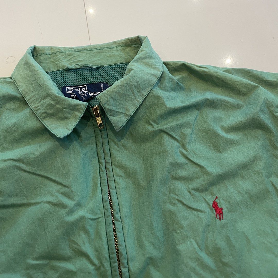 Ralph Lauren Windbreaker (Category: Coats, Jackets and Outerwear) located in Binan City. Submitted by vintagedrops (Listing ID 1426027329, Image 2). Description: 27x25 dimensions Large to xl fittings No issues Good condition 9.2 color rate 1,800 plus sf only .