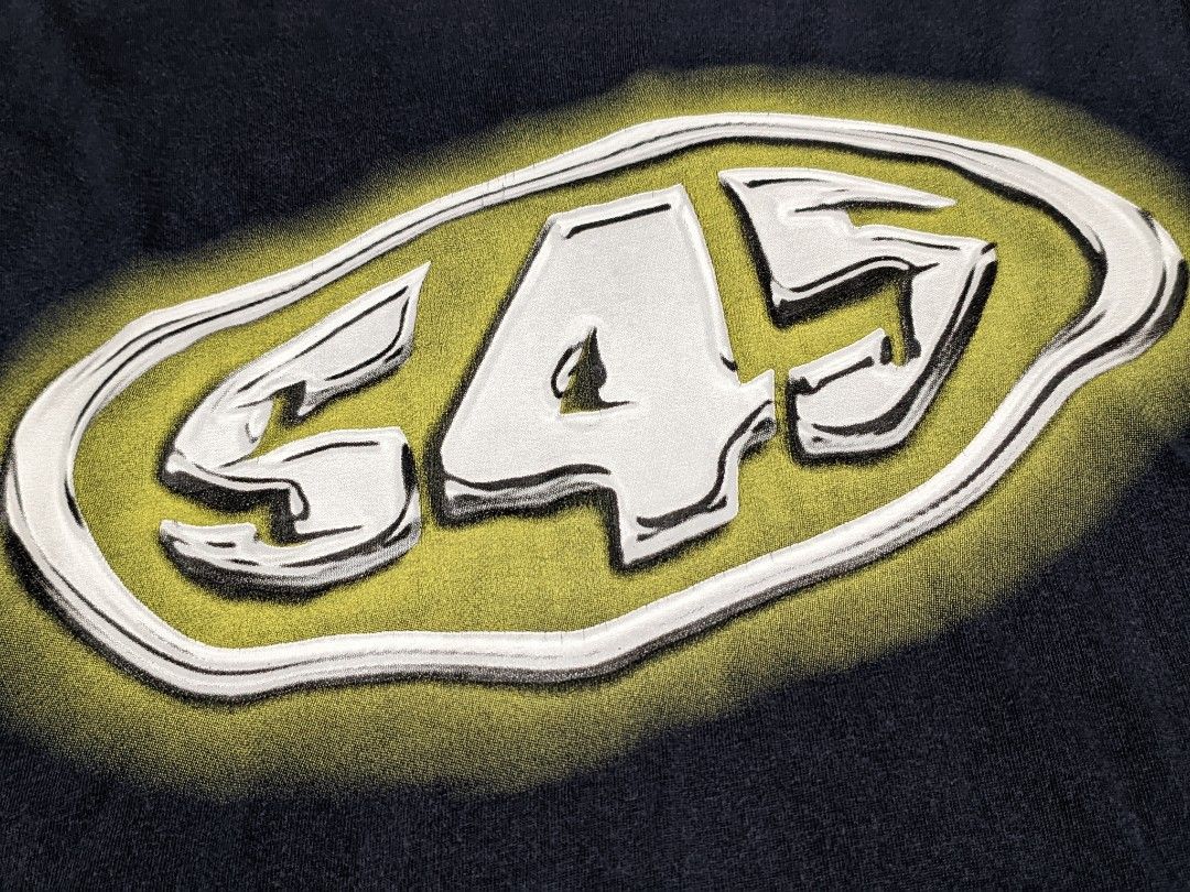 S45 Medium Graphic Tee (Category: Tshirts & Polo Shirts ) located in Caloocan City. Submitted by wupeeram (Listing ID 1426132230, Image 2). Description: no issue dm for more info 480+sf.