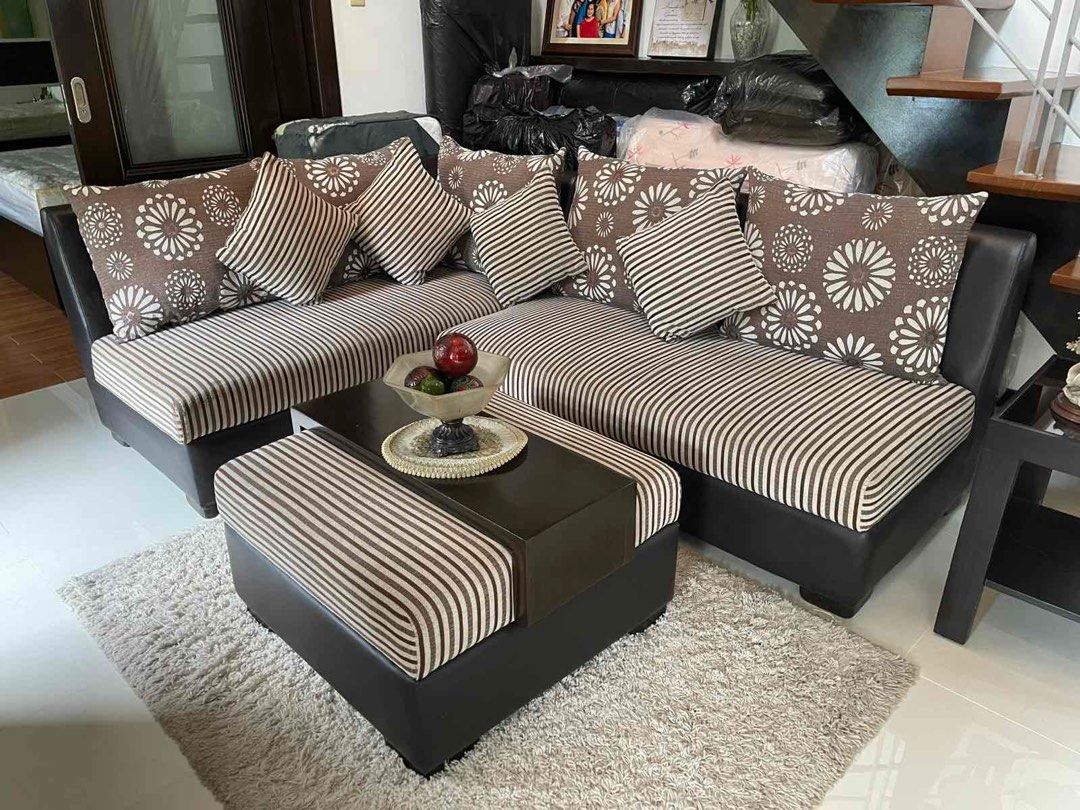 Sala Set (Category: Sofas) located in Marikina City. Submitted by closetb21 (Listing ID 1426067151, Image 1). Description: .