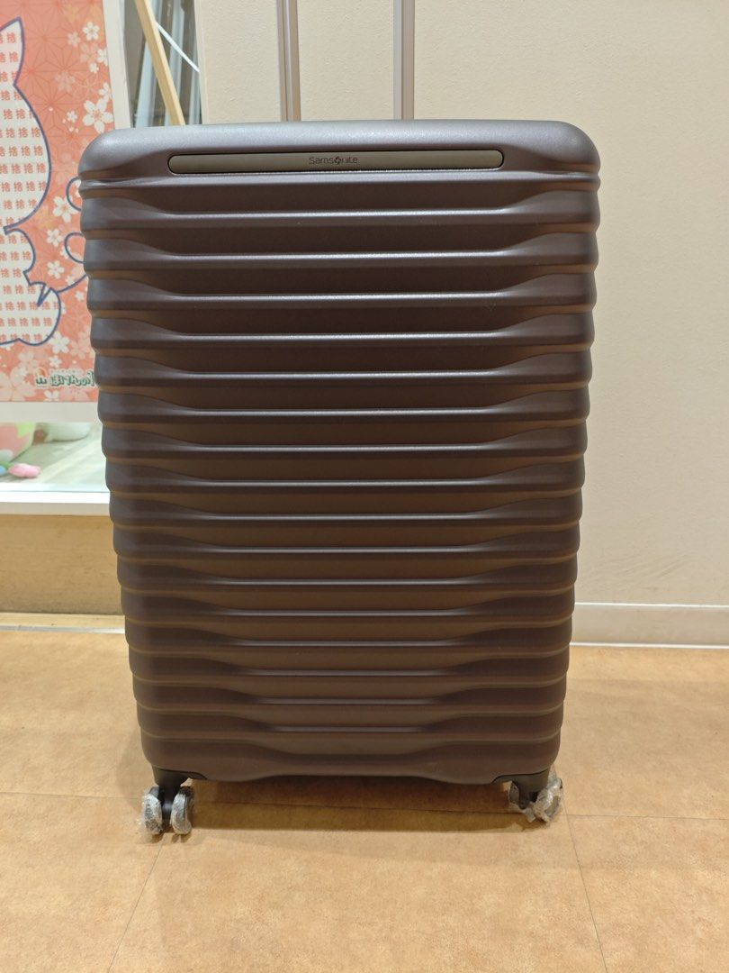 Samsonite Greyish Purple Luggage 28in Large (Category: Luggage) located in Cainta. Submitted by aaanp (Listing ID 1426104929, Image 1). Description: Like new Used only once No flaws RFS: don’t need it Size Large (28 inch) With TSA lock Spinner Hard shell.