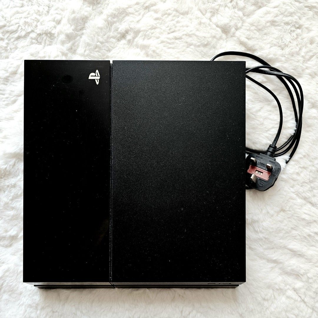 Sony PS4 1TB + 1 Controller + 1 Cooling Fan (Category: PlayStation) located in Las Pinas. Submitted by lex.lp (Listing ID 1426086447, Image 1). Description: - Sony PlayStation 4 console - 1 TB - 1 DS4 Controller controller with cable - 1 Dobe Super Cooling Fan - 1 HDMI cable - No jailbreak Color may slightly vary due to photographic lighting. Location: Las Pinas Mode of payment: GCash/BPI/BDO/GoTyme All items sold are in their best condition. If 