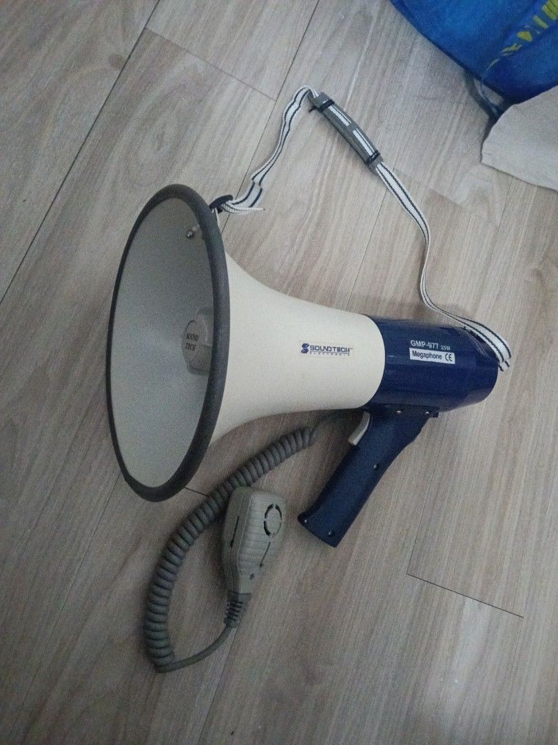 Soundtech Megaphone / Loud hailer