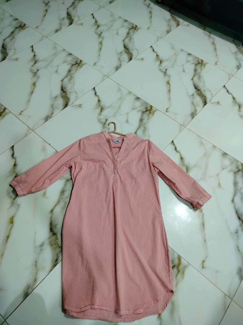 Striped Shirt Dress Red (Category: Dresses) located in Quezon City. Submitted by _meffenamic (Listing ID 1426056412, Image 1). Description: .