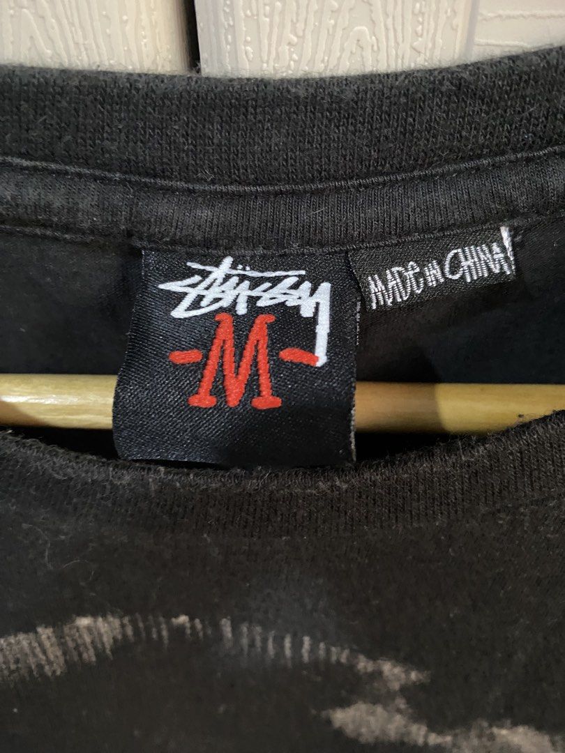Stussy Vintage Skull (Category: Tshirts & Polo Shirts ) located in Santa Elena. Submitted by theycallmeeefred (Listing ID 1426095800, Image 3). Description: Stussy Vintage Skull (Red Tag) Size: Medium Dimension: 19 (Width) 28 (Length) Issue: None .