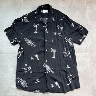 (Category: ) located in . Submitted by weedout_wardrobe (Listing ID 1426019269, Image 1). Description: .