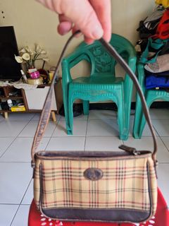 (Kategori: ) berada di . Dikirim oleh MissBellaCollection (ID iklan 1426041062, Gambar 1). Deskripsi: .