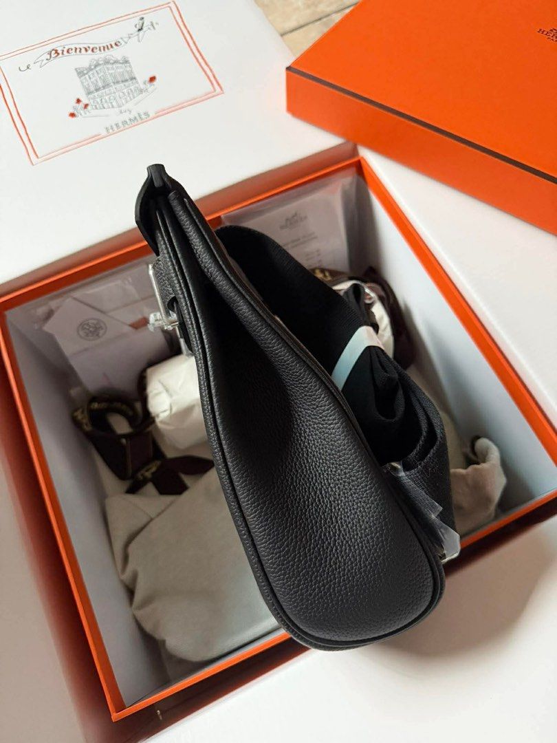 Togo Kelly Hac a dos (Category: Luxury Bags & Wallets) located in Paranaque City. Submitted by kgmgiftedph20 (Listing ID 1426138570, Image 3). Description: .