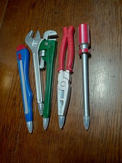 (Category: ) located in . Submitted by klutter.curio (Listing ID 1426149086, Image 1). Description: .